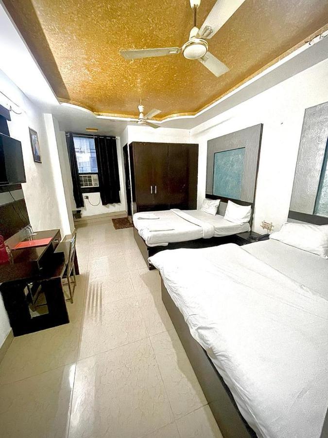 Premium Boston Rooms Family Hotel Agra  Kültér fotó
