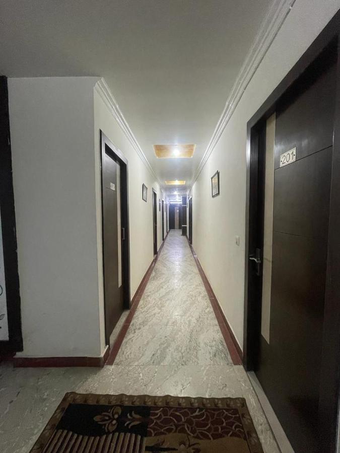 Premium Boston Rooms Family Hotel Agra  Kültér fotó
